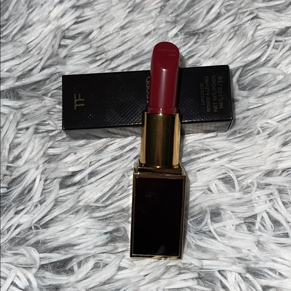 Tom Ford lip color lipstick- 08 velvet cherry